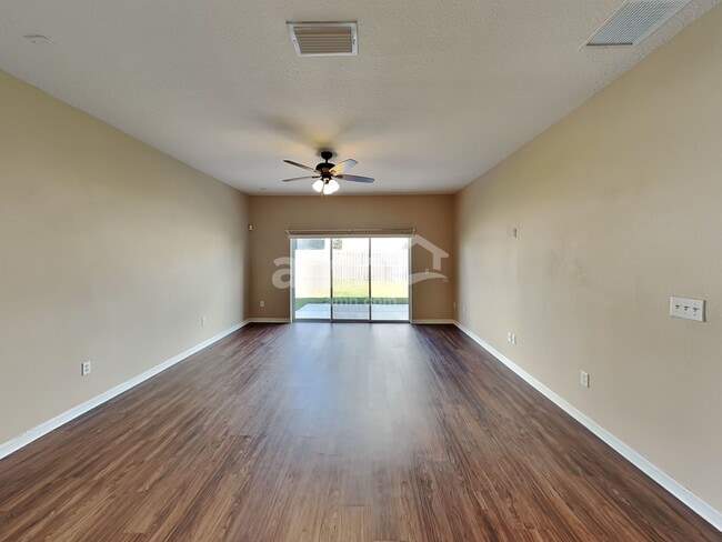 Photo - 7529 Dragon Fly Loop