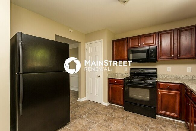 4 Bedroom Pet-Friendly Home in Atlanta, GA with Main Street Renewal