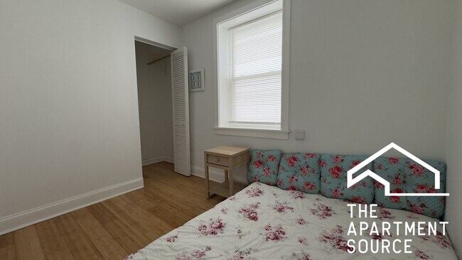 Photo - 2642 W Hirsch St Unit 1