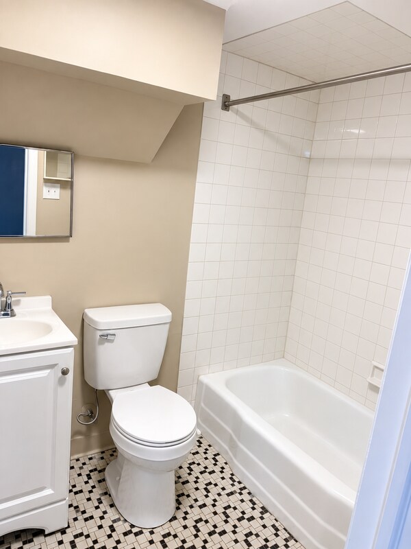 129 Dove St