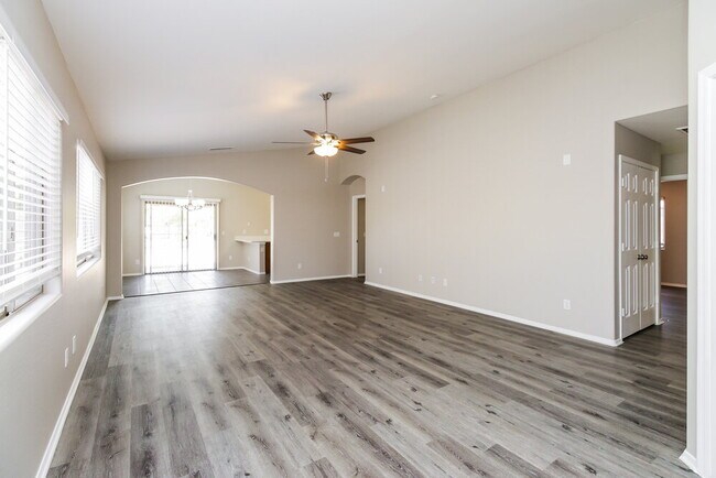 Photo - 5322 W Jessica Ln