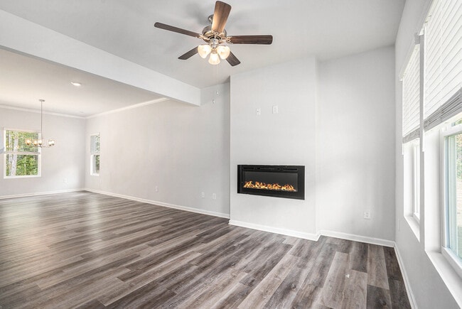 Photo - 107 Haven Brook Way