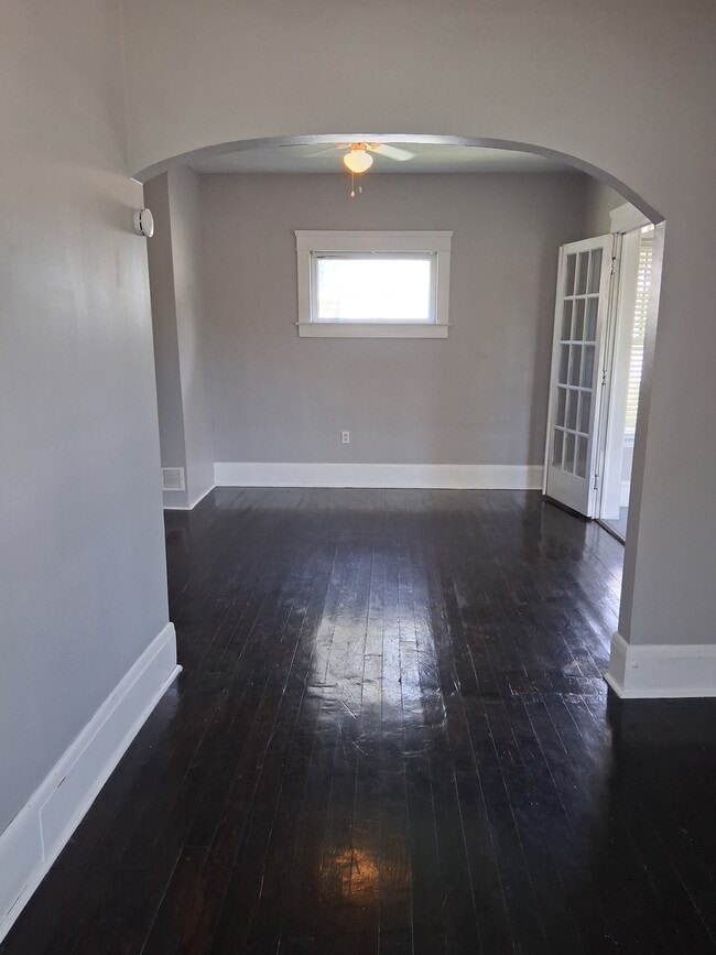 Photo - 245 E Ford Ave
