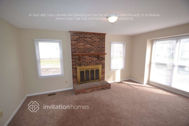 2329 Century Oaks Ln