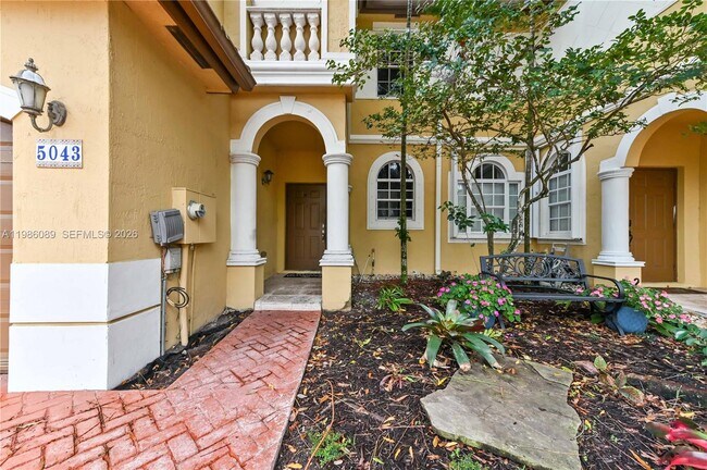 Photo - 5043 SW 140th Terrace