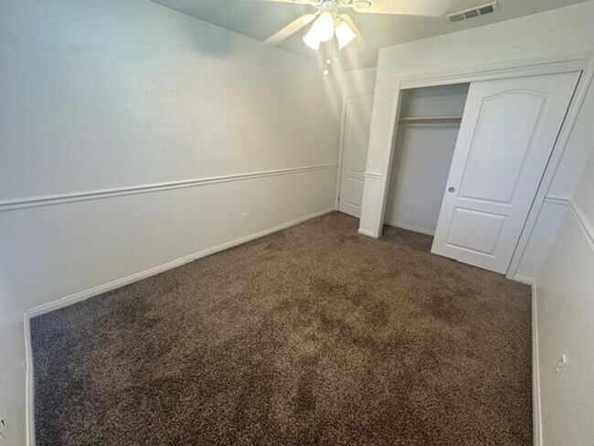 Photo - Nice four bed, two bath home in Northwest!!