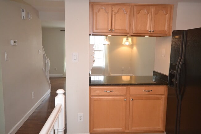 Photo - 1537 Woodcrest Dr