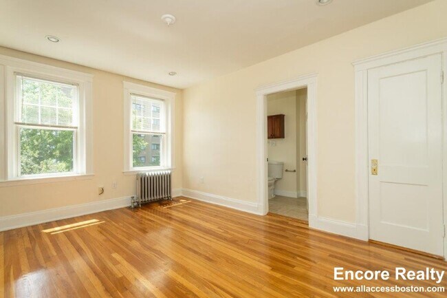 Photo - 286 Chestnut Hill Ave Unit 22A