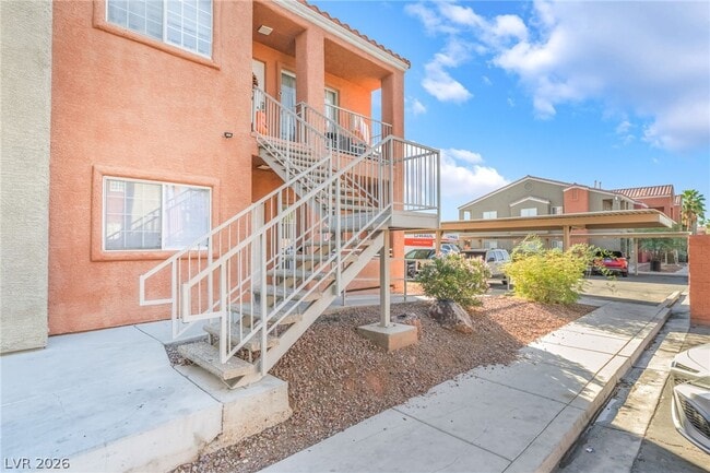 Building Photo - 4730 E Craig Rd Unit 1034