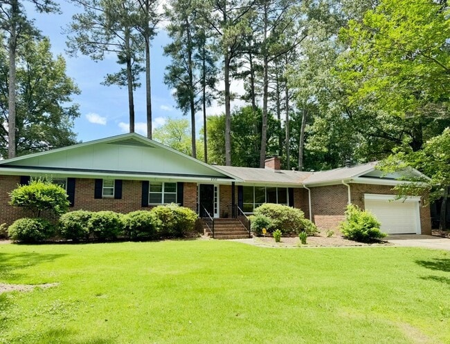 Building Photo - 3 BR 2BA zoned Eura Brown Elementary- Spacious home with large yard