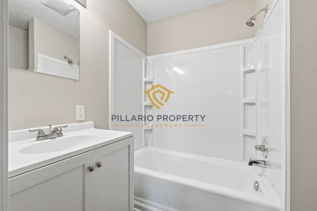Photo - Lebanon Beauty on Large Lot with 5 Bedrooms and 3 Bathrooms Available TODAY!