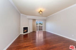 Building Photo - 11547 Rochester Ave