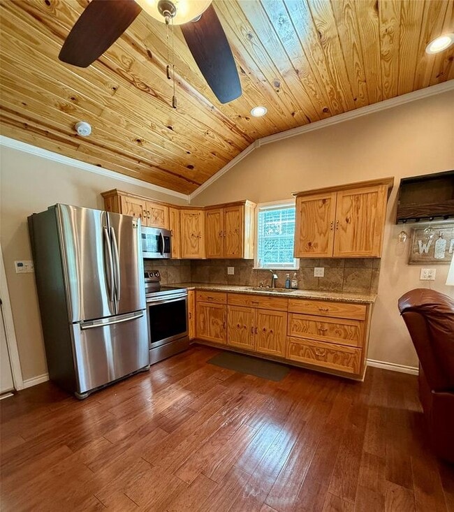 Photo - 500 Mangum Rd