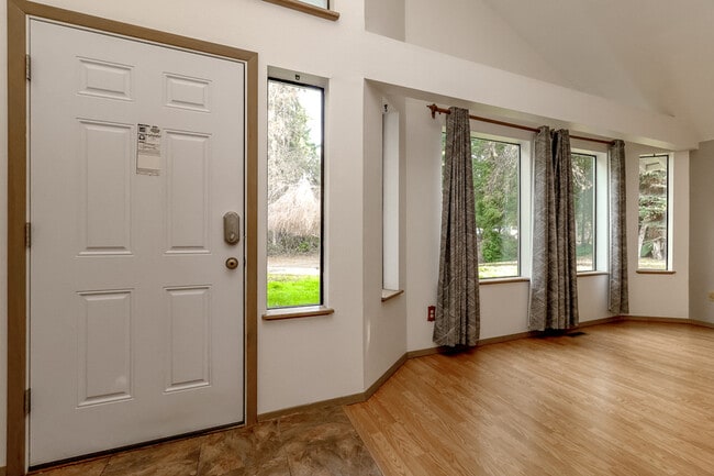 Photo - 3223 S 372nd St