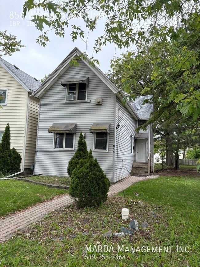 Photo - COZY 1 BED/1 BATH - DOWNTOWN WINDSOR + GAS Unit 4