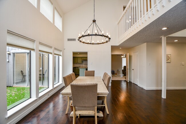 Photo - 7711 Hopewell Ln