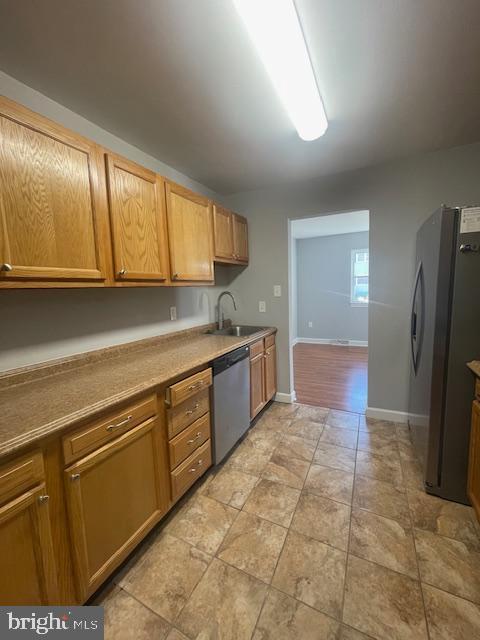 Photo - 1704 Barnaby St