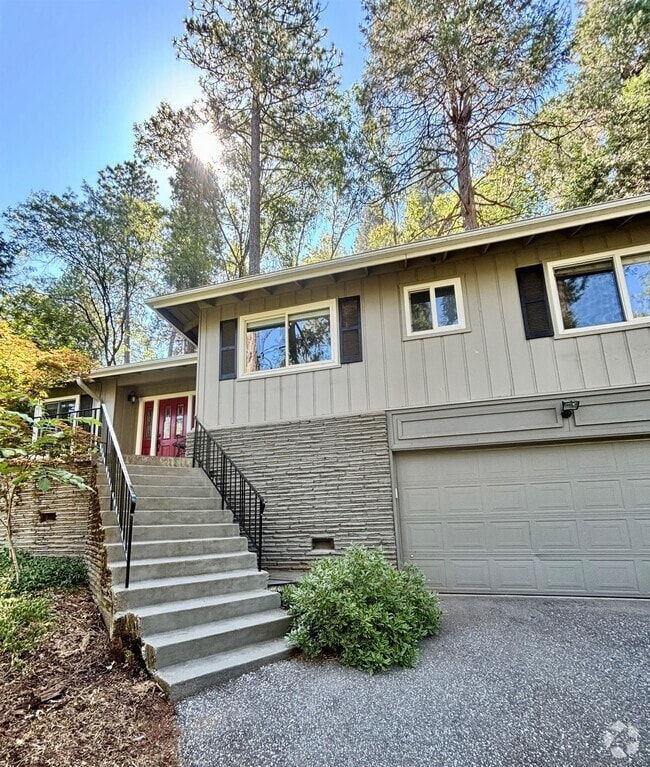 Building Photo - 11279 Marjon Dr Rental