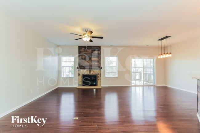 Photo - 12204 Flatbush Dr