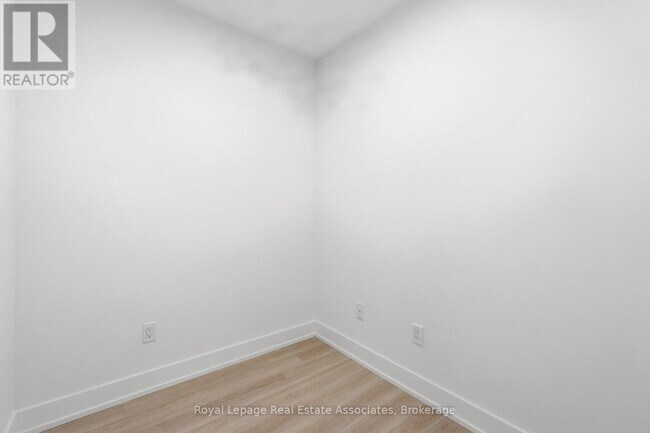 Photo - 25 Cordova Ave Unité 313