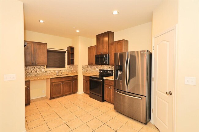Photo - 5610 Montevista Dr Unit 5610