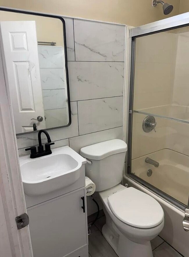 Photo - 22641 Albion Ave