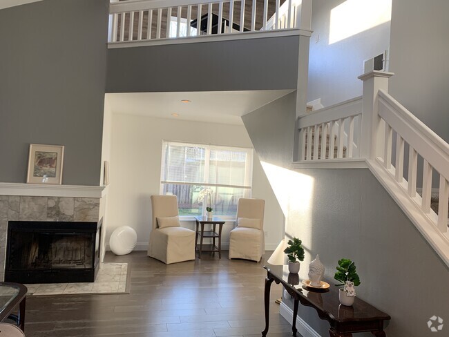 Building Photo - 2103 Bedford St Rental