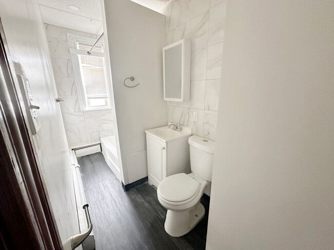 Photo - 218-222 Laurel Street Unit 3