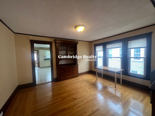 Photo - 929 Broadway Unidad 2