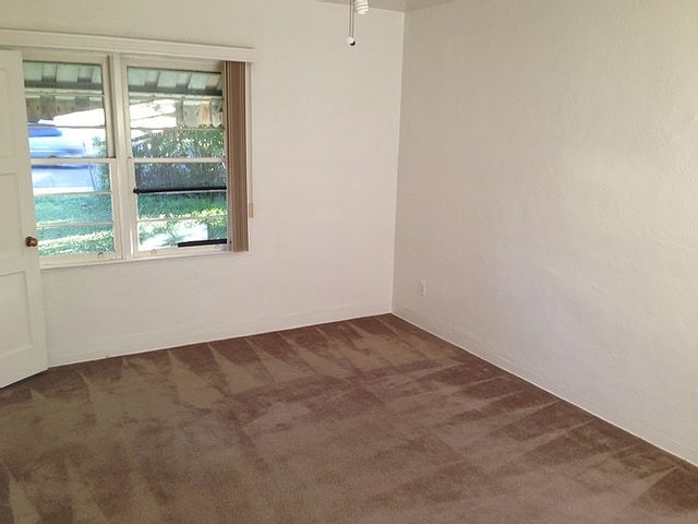 Photo - 514 W 9th St