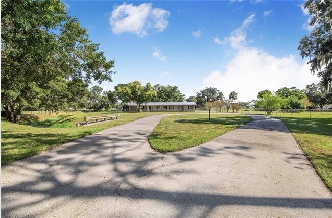 Photo - 4854 E Hinson Ave