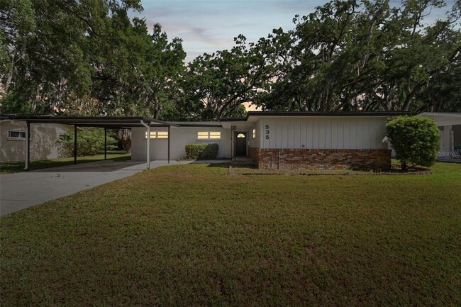 Photo - 535 W Palmeden Dr