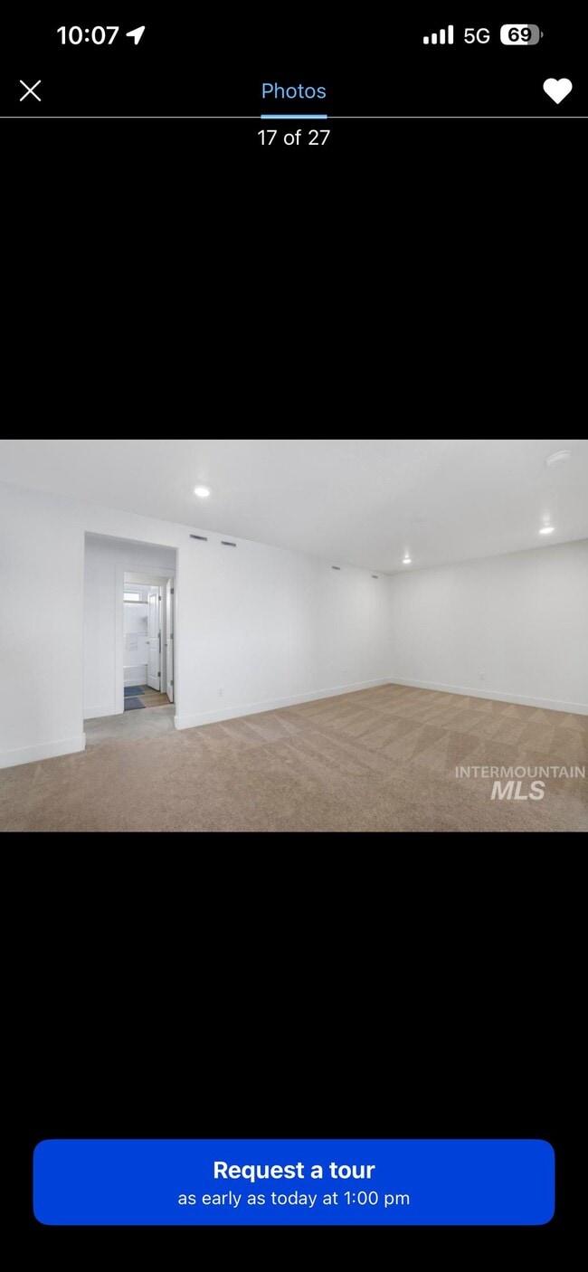 Photo - 20455 Weymouth Pl