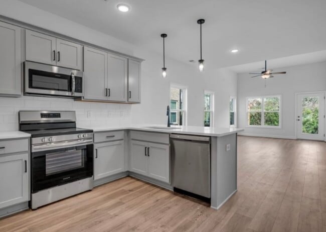 Photo - 141 Dameron Pvt Dr