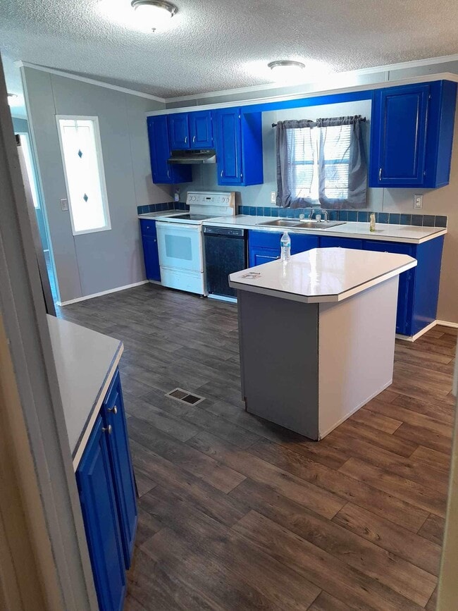 Photo - 410 Coryell City Rd