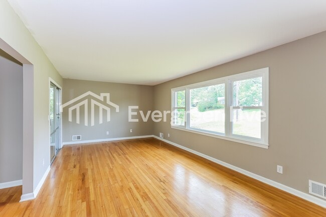 Photo - 1835 Pisgah Rd