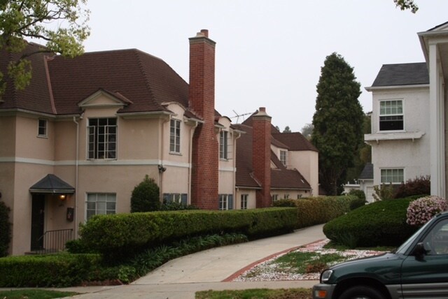 Photo - 645 Midvale Ave