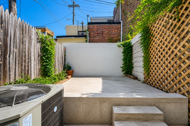 Photo - 305 S Collington Ave