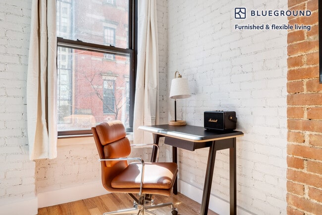 Photo - 273 W 10th St Unit FL2-ID1105