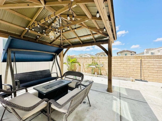 Photo - 1416 Keck Rd