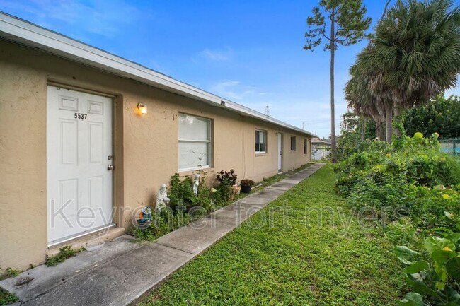 Photo - 5539 Tenth Ave