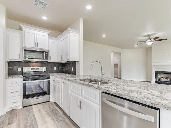 Photo - 5712 Arthur Rd