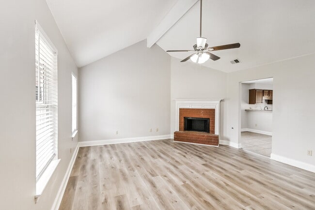 Photo - 3030 Caitlynn Cir S