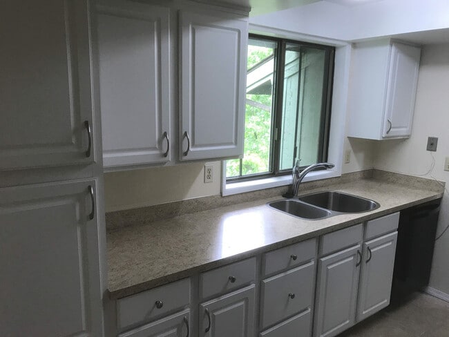 Photo - 3 Bedroom Home in SE Eugene