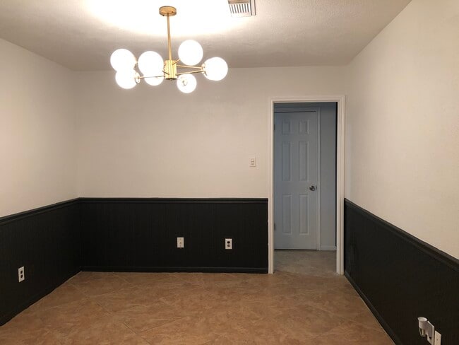 Photo - 11511 Kirkvalley Dr