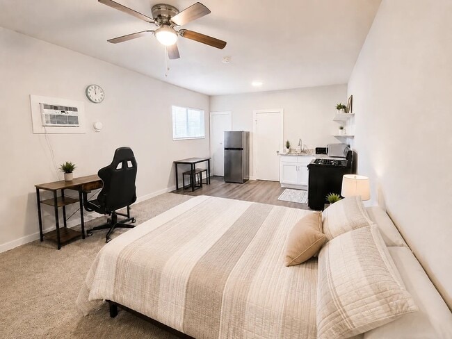 1409 Moore St Unit 1