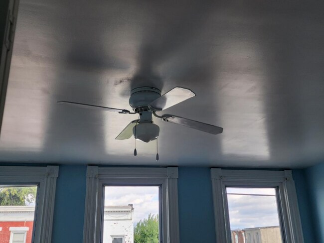 Photo - 1801 Penrose Ave