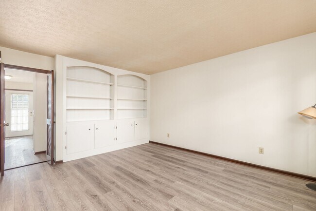 Photo - 4838 Dierker Rd