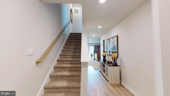 Photo - 178 Bell Ct