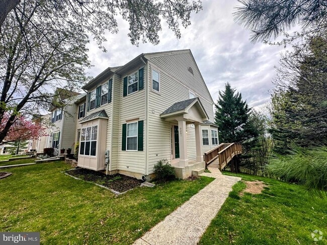 Building Photo - 9261 Ridgefield Cir Rental